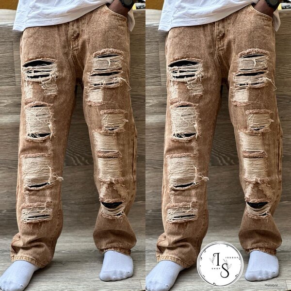 Jeans déchirés tendance unisexes