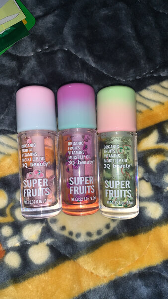 Huile pour lèvres hydratante