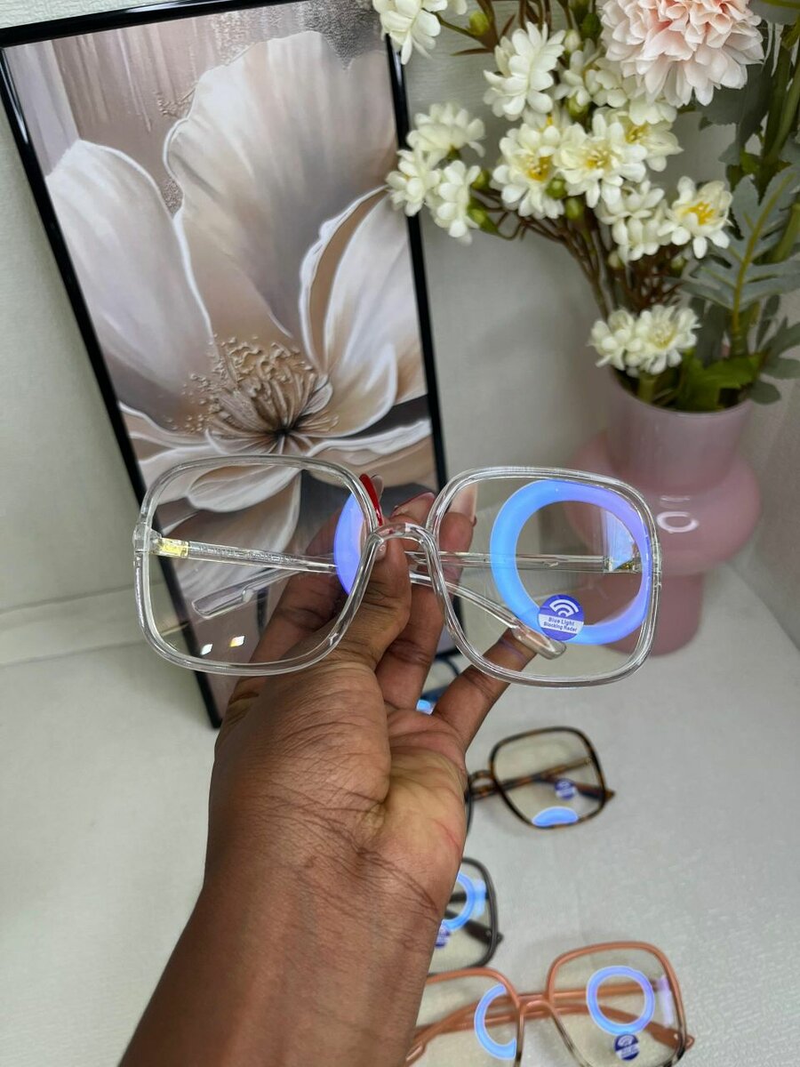 Lunettes de soleil modernes