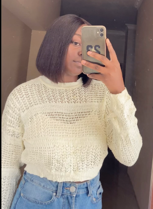  Short knitted cardigan with buttons  size:M