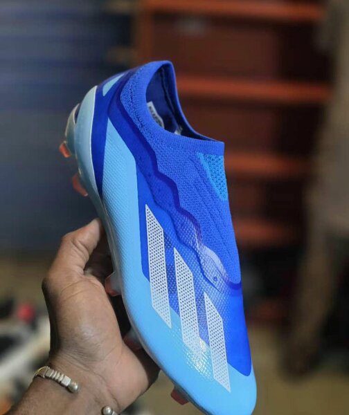 Chaussures de Foot Ultra Légères