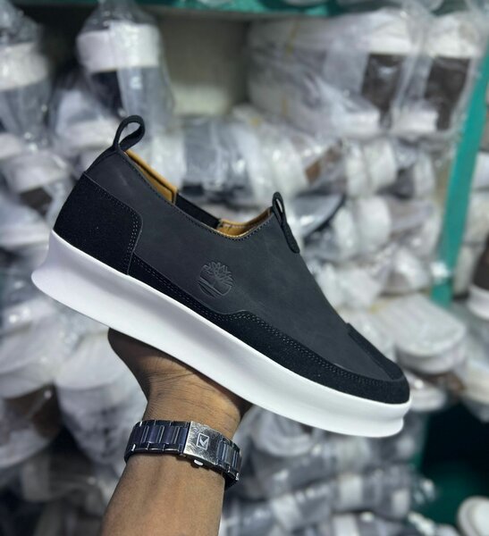 Sneakers en cuir noir