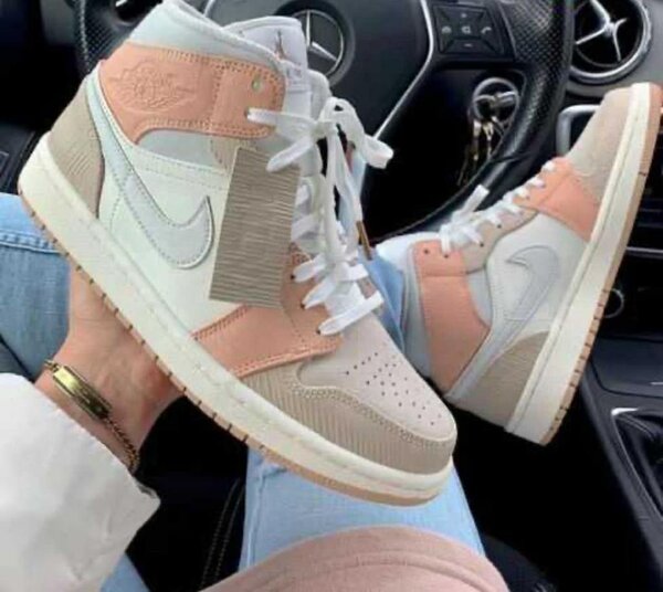 Air Jordan 1 Retro Hugh OG