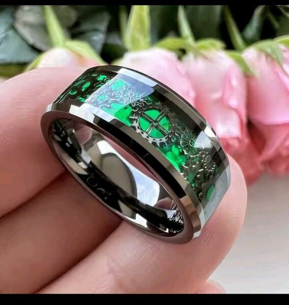 Bague émeraude engrenages