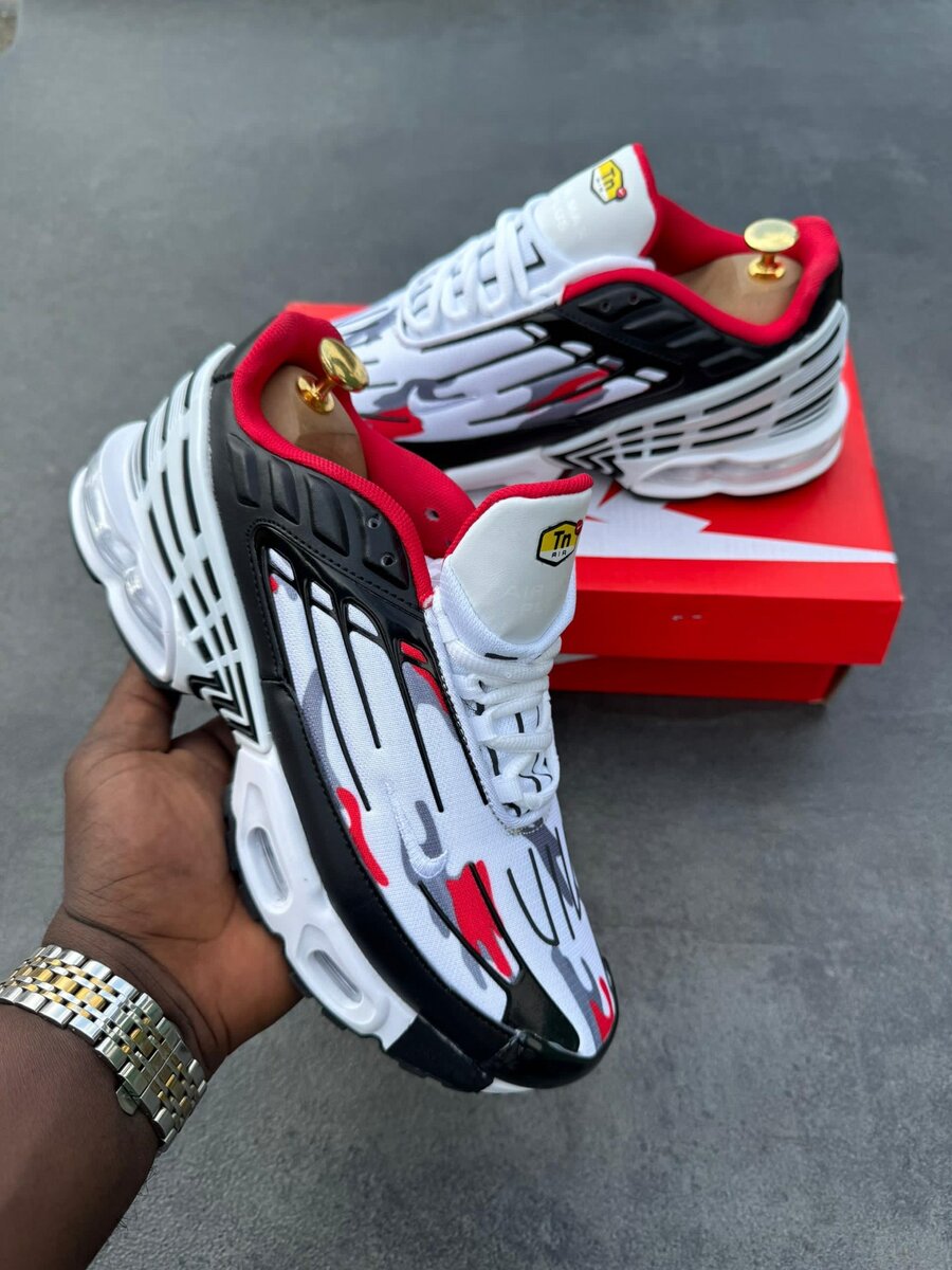 Chaussure TN de qualité