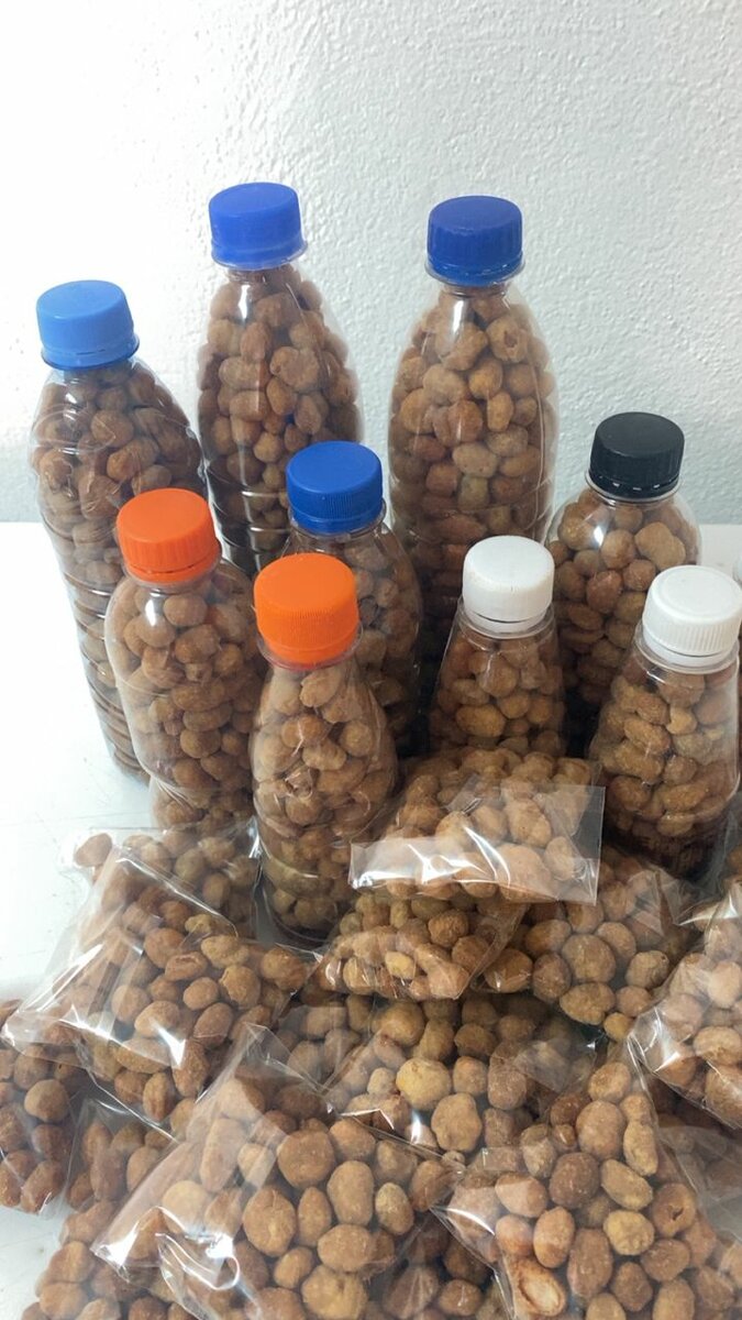 Arachides grillées en sachet