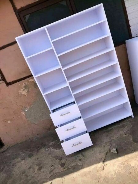 Ladies wardrobe with 3 drawer