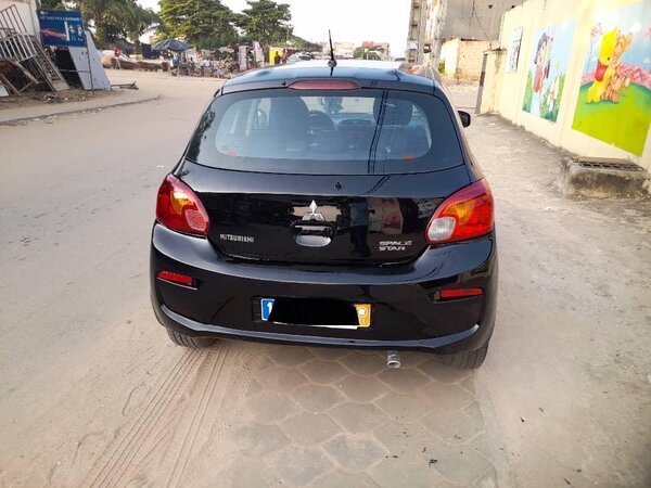 Mitsubishi Space 2016