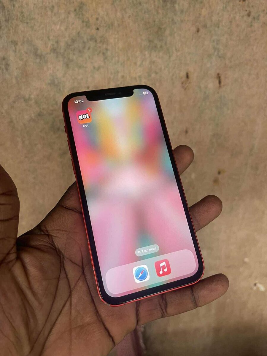 Iphone 12 simple sans ID