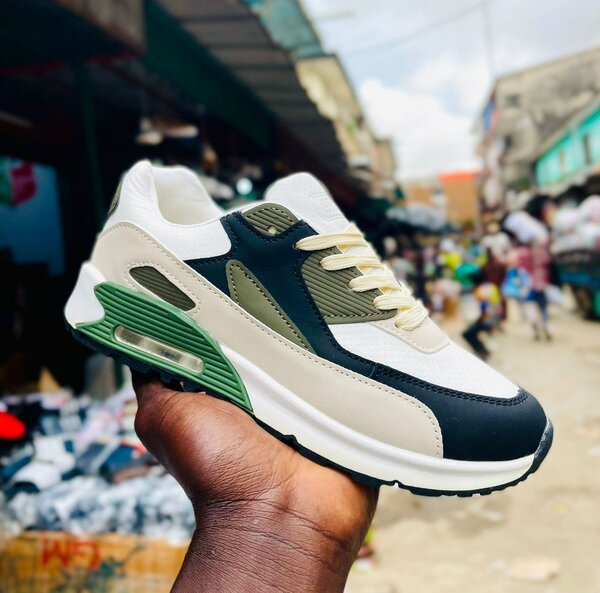 Chic petite  chaussures