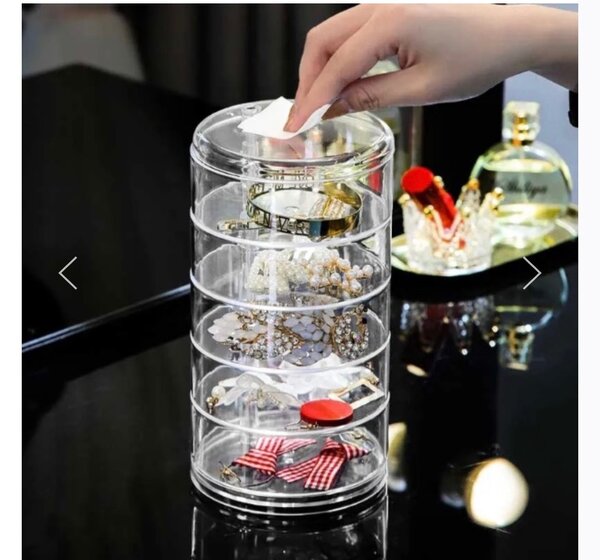 Plane jewelry organizer