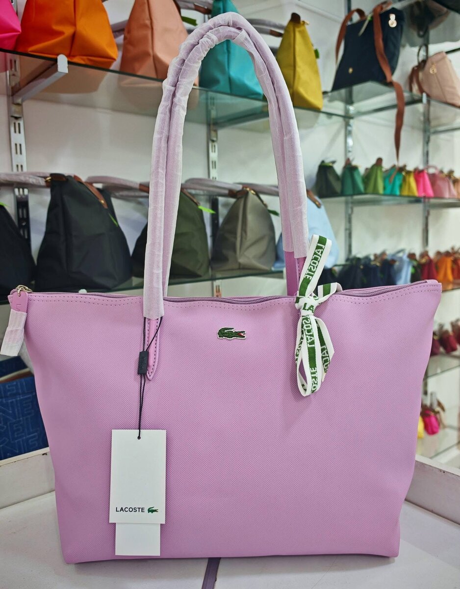 Sac à main Lacoste élégant