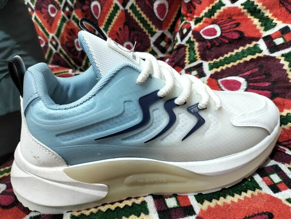 IB shoes