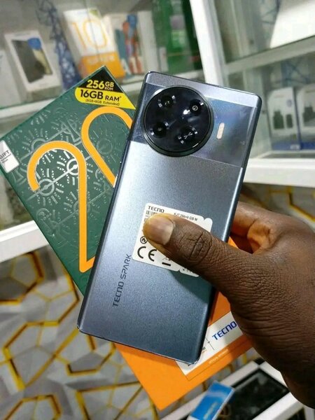 Tecno Spark 20 Pro 256GB