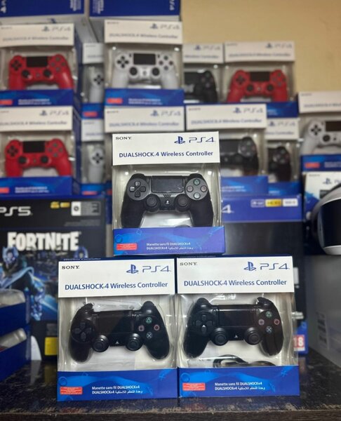 Manette PS4 noir sans Fil Sony