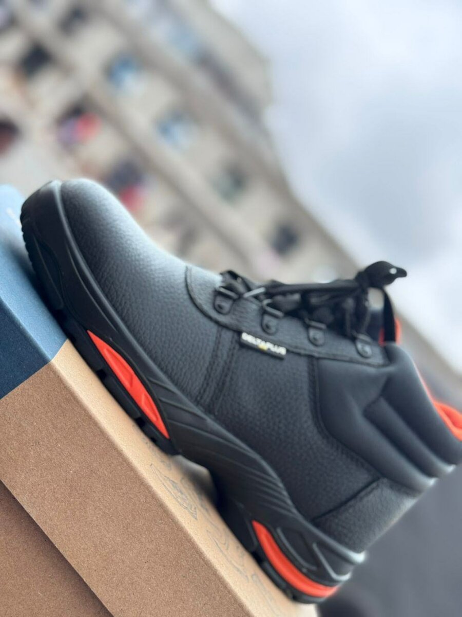 Bottines de sécurité noires robustes