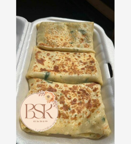 5Crêpes a la viande et fromage