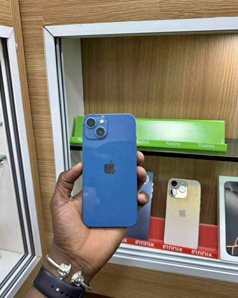iPhone 13 Bleu 128 Go