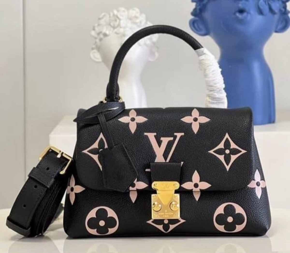 Louis Vuitton en cuir