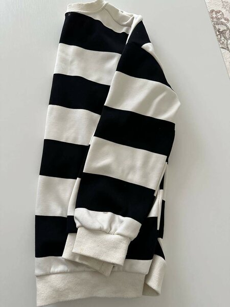 Толстовка в полоску