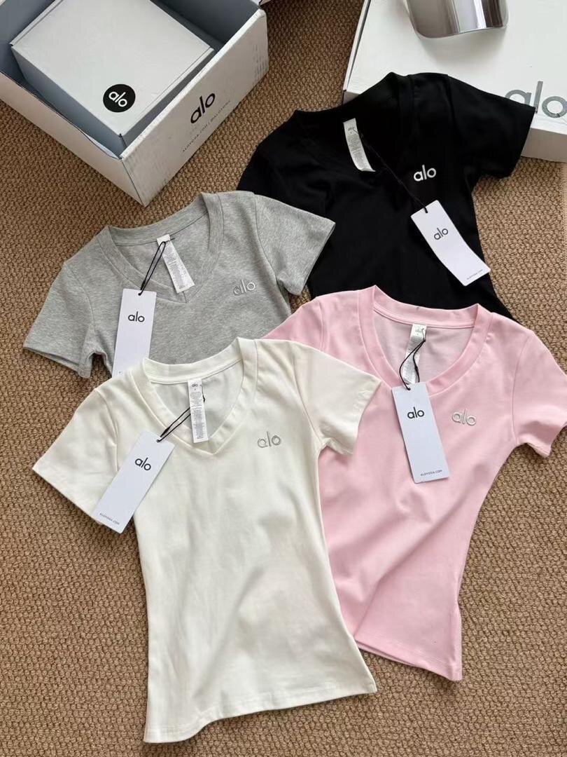 T-shirt Alo pour femmes