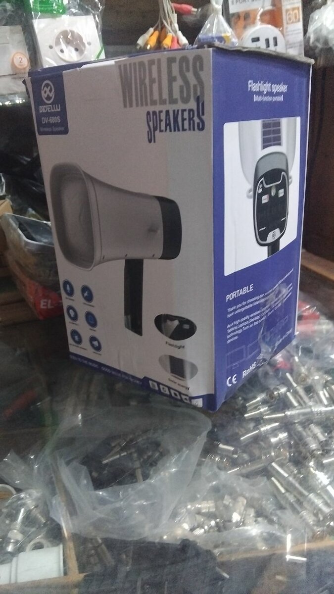 Megaphone solaire DV-680S