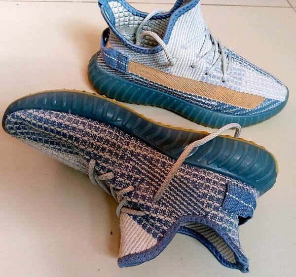 Salaula Men's sneakers, size 41/ 42