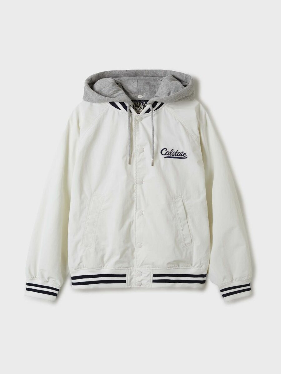 Бомбер на весну!