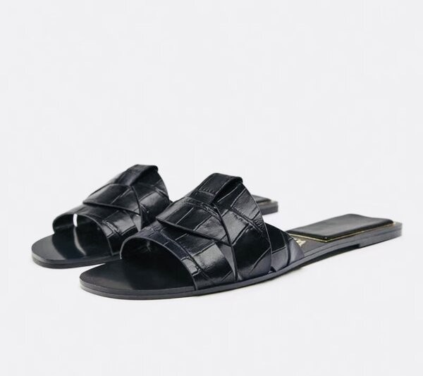 Zara slides