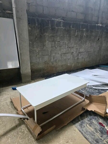 Table basse moderne blanche