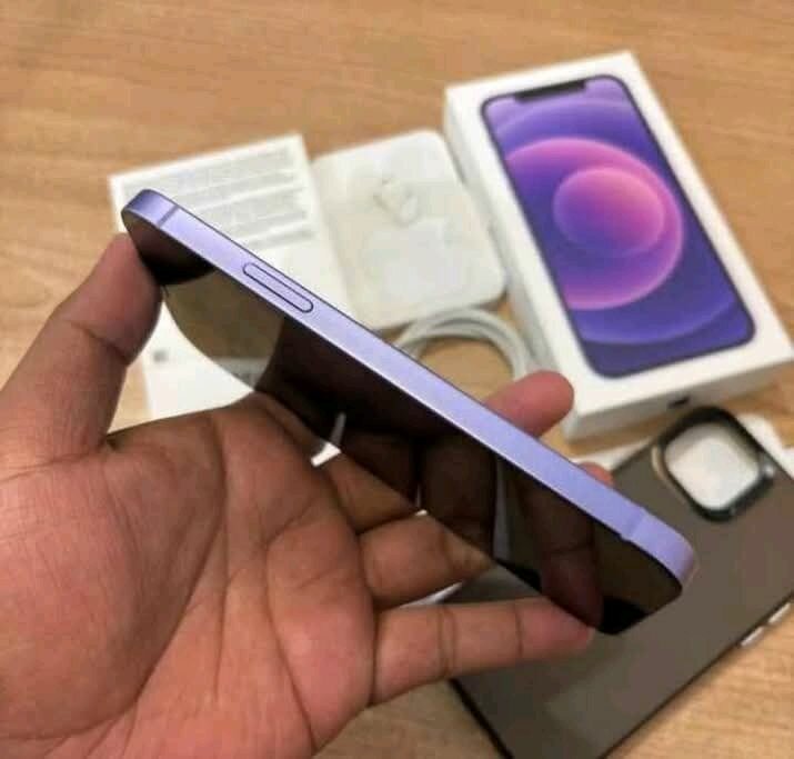 Smartphone Apple Violet