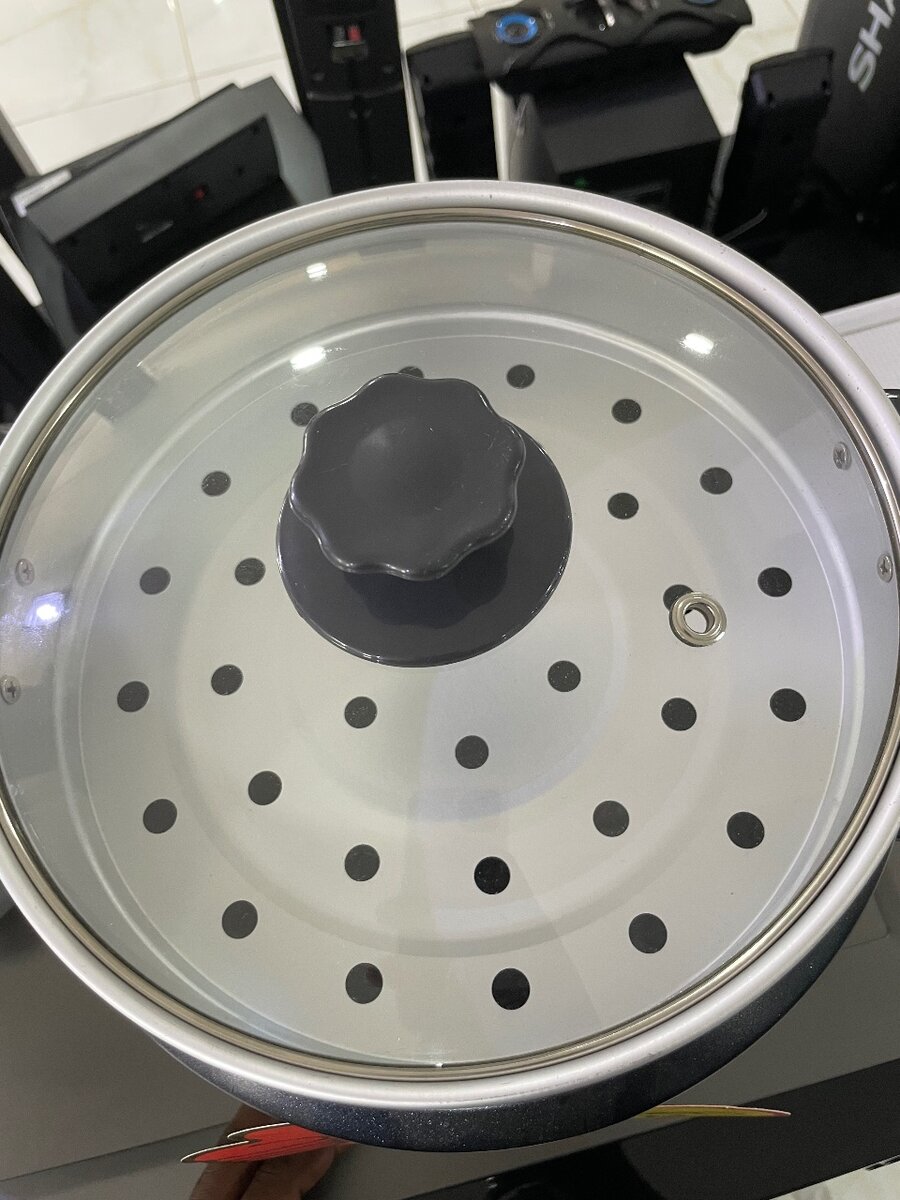 Cuiseur à riz Binatone 1.8L