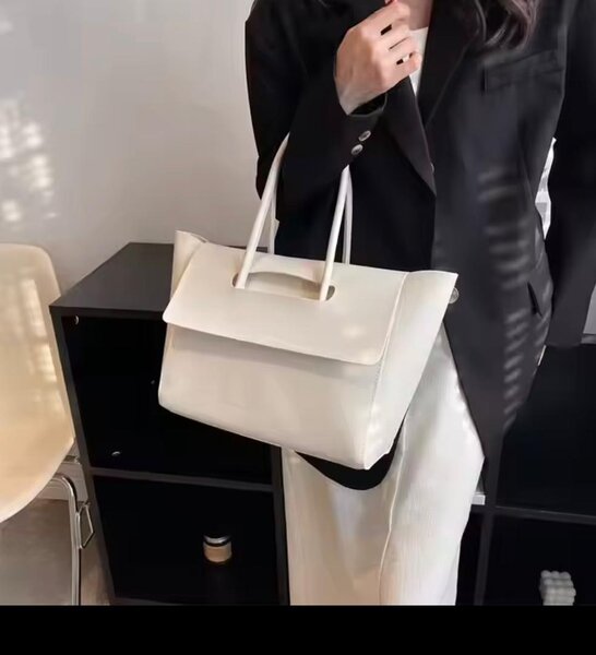 Sac à main élégant en cuir