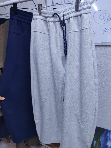 Спортивные штаны