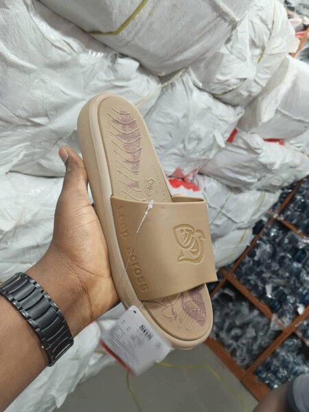 Sandales confortables homme