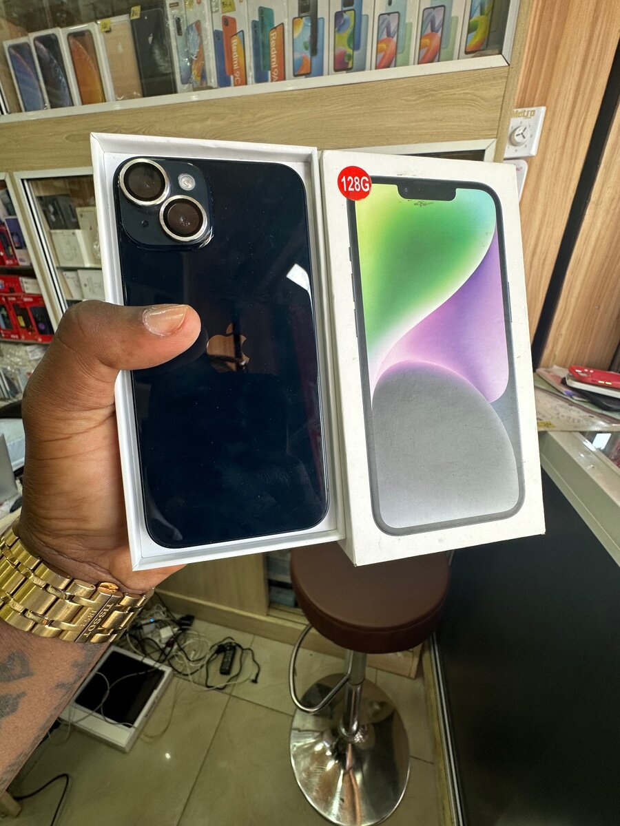 iPhone 14 simple 128Go très bon état