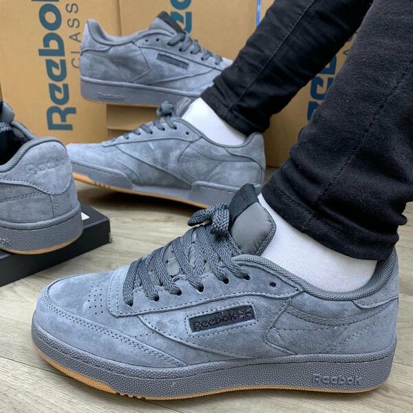 REEBOK CLASSIC