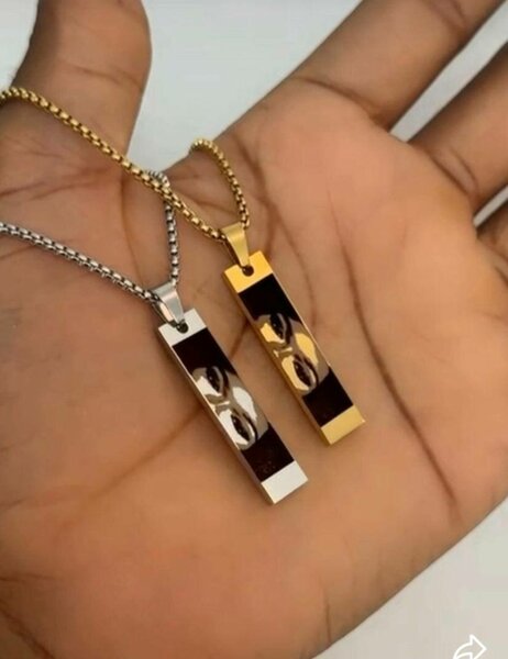 Colliers pendants rectangulaires élégants