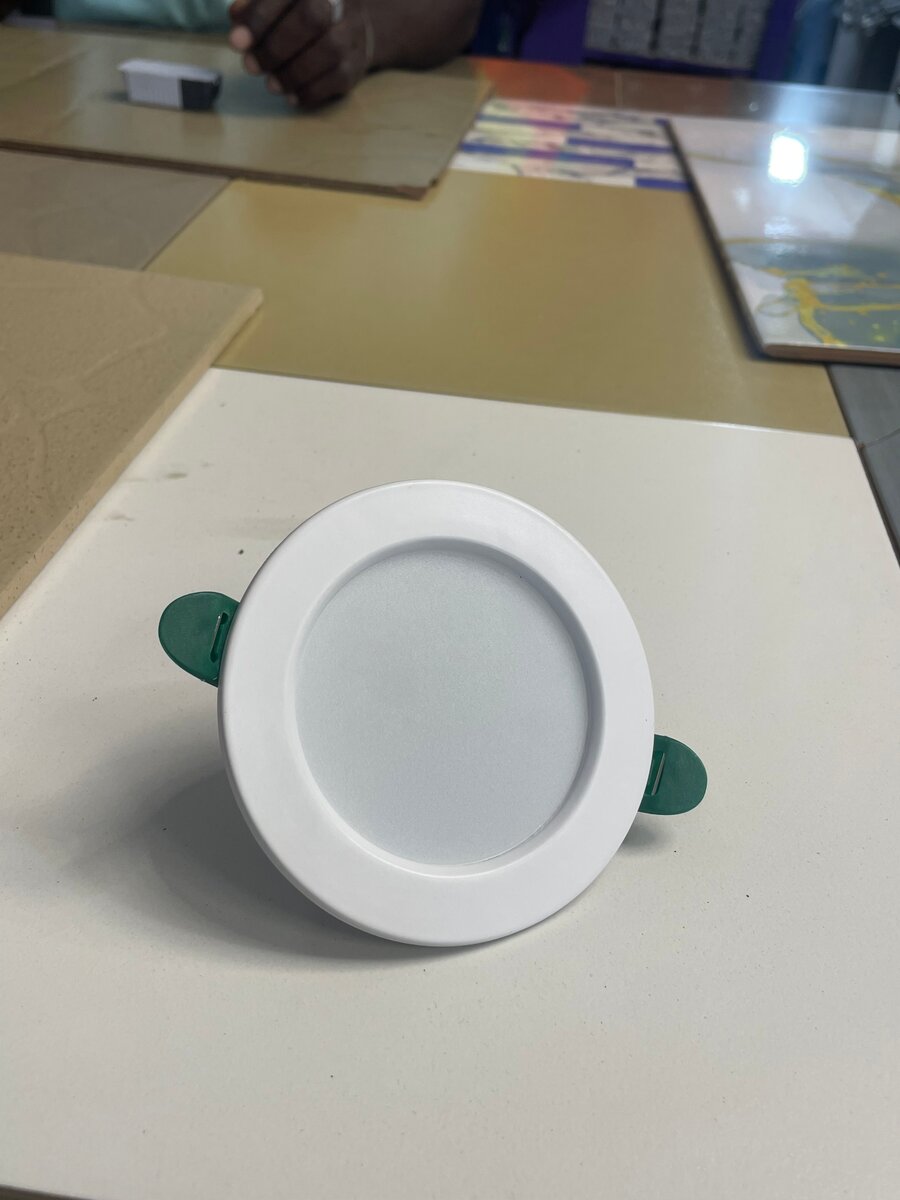 Spot LED encastrable blanc