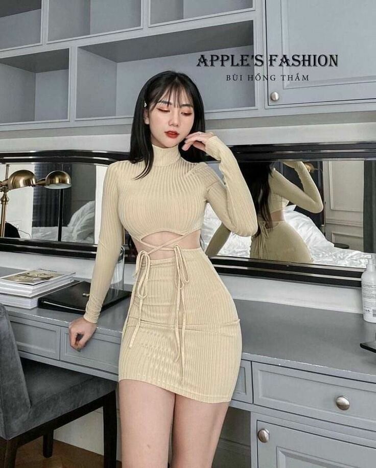 Robe moulante élégante femme