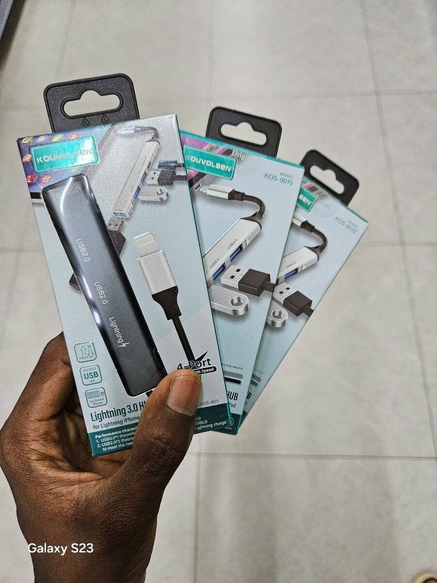 Multiple ports USB (Hub)