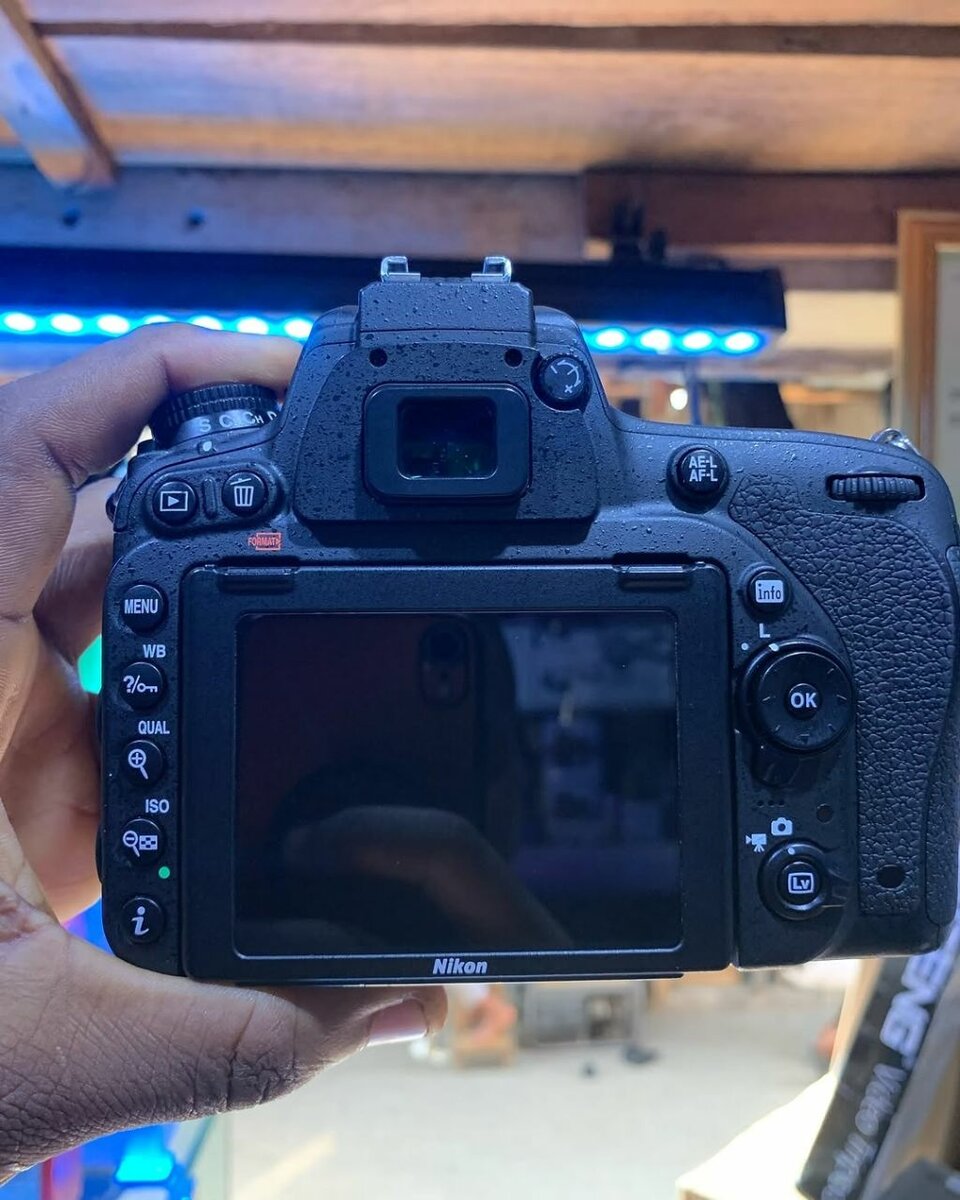 NIKON D750 FULL FRAME CAMERA