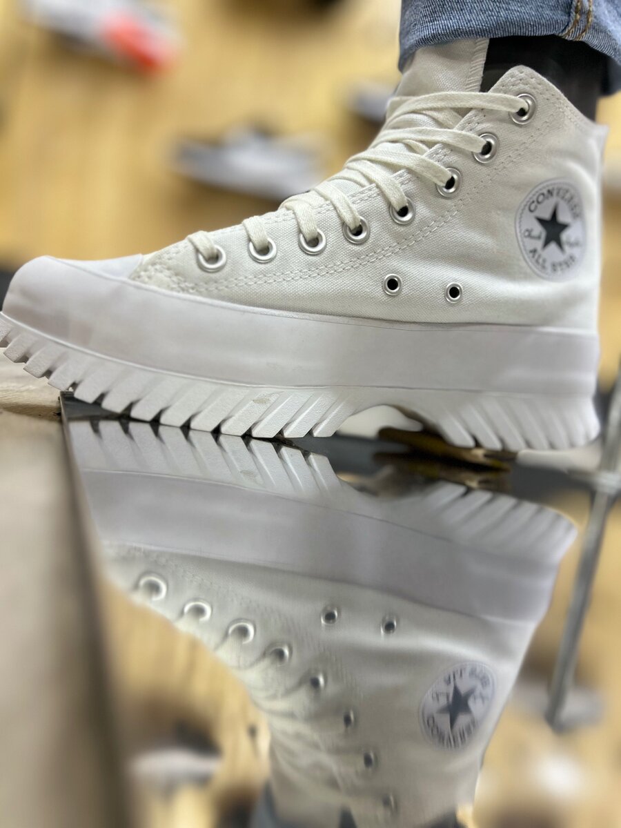 Converse High Top All Stars