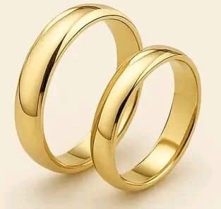 Alliances en or élégantes