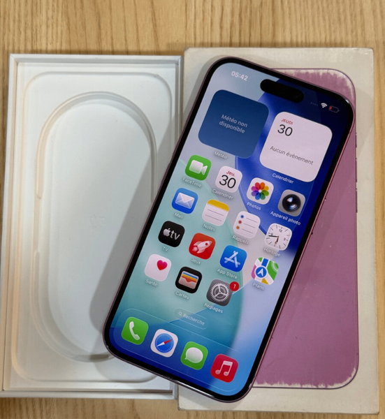 iPhone 14 Pro Violet