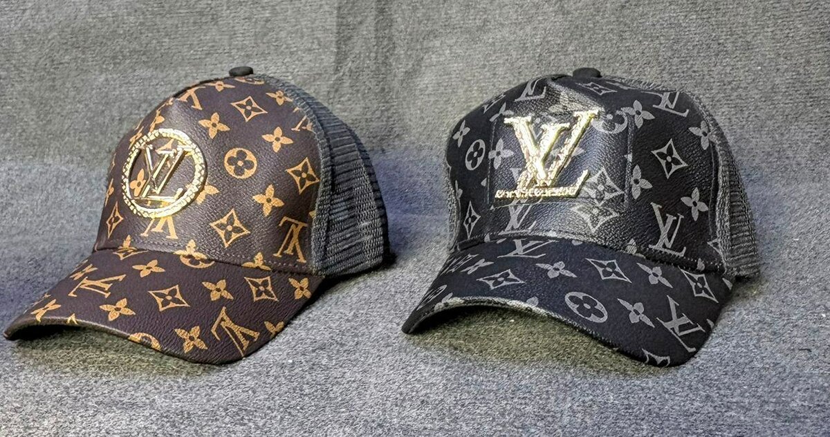 Casquettes élégantes avec logo