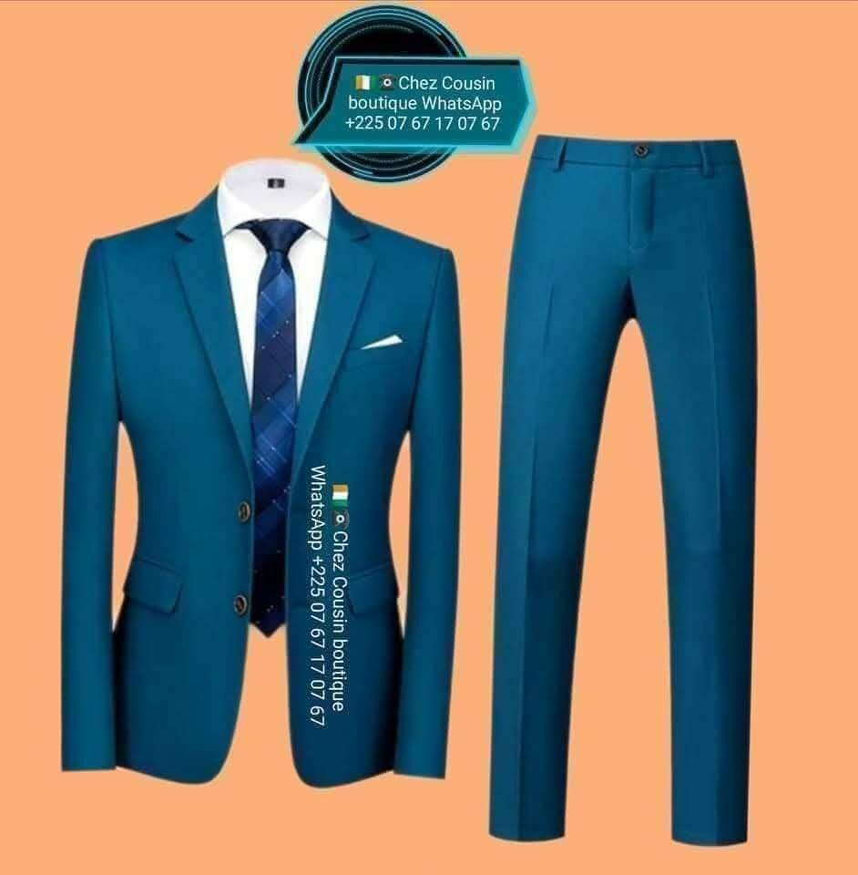 Costume élégant homme bleu