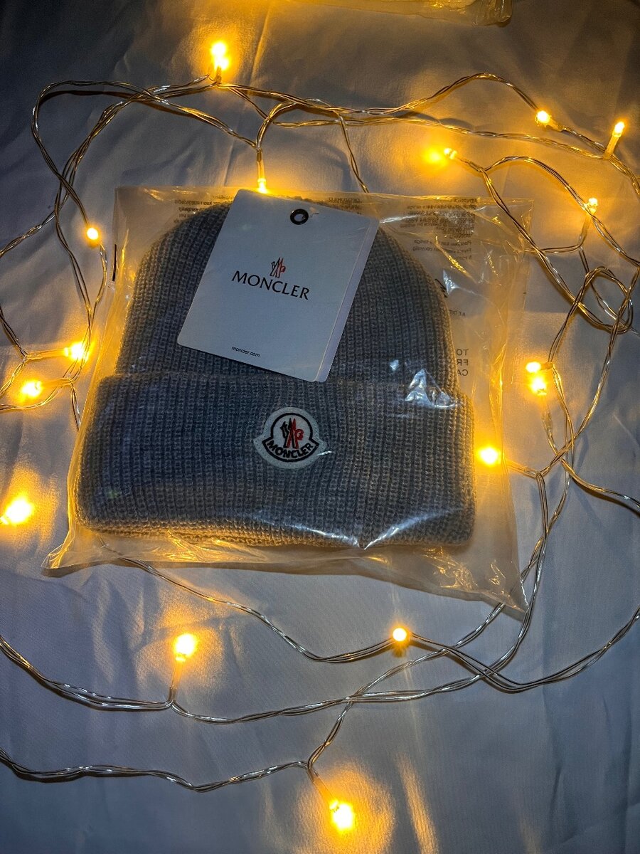 Шапка Moncler