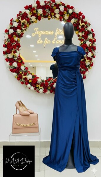 Robe de soirée bleue élégante