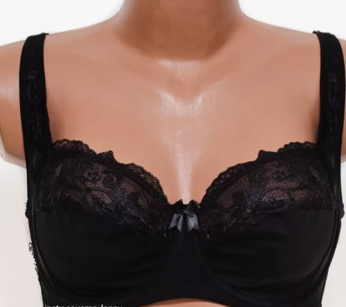 Бюстгальтер без поролоновой подкладки, выполненный из высококачественного хлопка, обеспечивает естественную поддержку и комфорт на весь день.